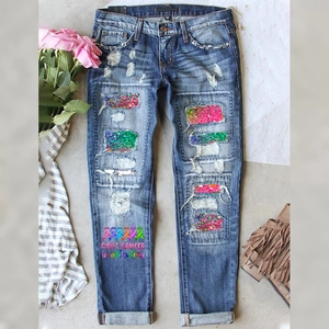 Women Ripped Straight Leg Denim Jeans Distressed Mid Waist Pants With Sequin Patches And Letter Print Streetwear Bottoms