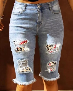 Short en Denim Déchiré à Taille Haute pour Femme Patchwork Imprimé Léopard Ourlet Effiloché Bermuda Bleu Clair Casual Streetwear