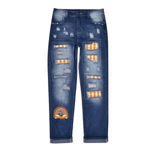 Jean bleu délavé avec empiècements à carreaux et écusson citrouille Hello Fall
