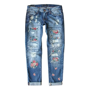 Women Fashion Floral Print Ripped Denim Jeans Mid Waist Straight Leg Distressed Patchwork Jeans With Embroidery