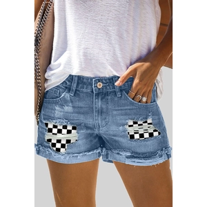 Pantaloncini di Jeans Distressed da Donna Strappati con Patch a Scacchiera Bordo Sfrangiato Vita Media Streetwear
