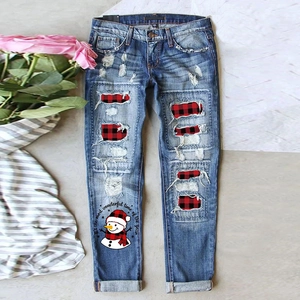 Jean Déchiré Imprimé Bonhomme de Neige de Noël pour Femme Bleu Jambe Droite Patch Plaid Pantalon en Denim Distressed Décontracté