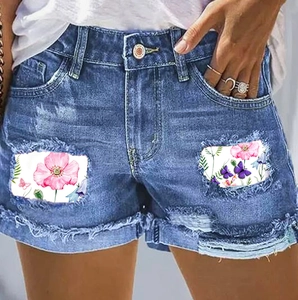 Pantaloncini di Jeans Distressed Retro Americano da Donna Stampa Floreale Farfalla Orlo a Taglio Vivo Vita Media Jeans