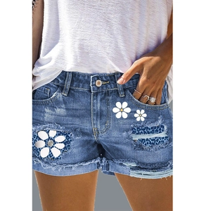 Women High Waist Distressed Denim Shorts Frayed Hem Ripped Jean Shorts With Daisy Leopard Patch Streetwear Casual Summer Bottoms