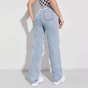 Jeans donna a vita alta blu chiaro con gamba dritta e dettagli strappati laterali