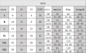 Tableau des tailles pour jeans évasés avec mesures de taille et hanches en cm et pouces
