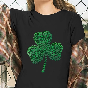 St. Patrick's Day T-Shirt aus schwarzer Baumwolle mit grünem Kleeblatt-Motiv