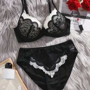 French style sexy black and white lace lingerie set with floral embroidery details