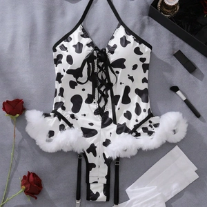 Ensemble lingerie cosplay vache 3 pièces avec bordure en fausse fourrure et bas à plat