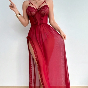 Sottoveste sexy in pizzo rosso e mesh con spacco alto e dettagli fiocco per donna
