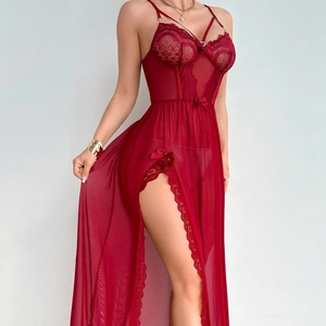 Camicia da notte sexy in pizzo rosso scuro con fiocco e spacco laterale alto