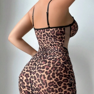 Abito da lingerie sexy leopardato con pannelli in rete velata e design aderente