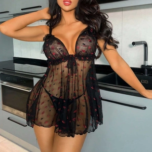 Nuisette Sexy Femme en Mesh Noir avec Imprimé Lèvres et Cœur Transparente avec Bordure en Dentelle et Col en V