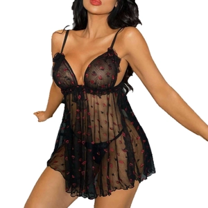 Nuisette sexy en tulle noir avec imprimés lèvres rouges et décolleté en V profond
