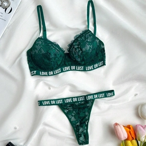 Ensemble de Lingerie Sexy en Dentelle pour Femmes avec Sangles Imprimées Soutien-Gorge à Armatures et String Top et Bottom