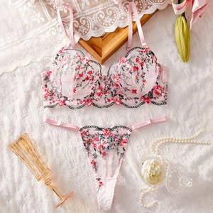 Lingerie Sexy Pour Femmes Rose Avec Broderie Florale Style Français Soutien-Gorge En Maille Et Culotte Avec Armatures