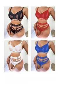 Vista dettagliata del set lingerie sexy in pizzo con design a rete in quattro colori