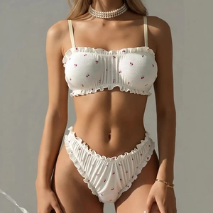 Ensemble de Soutien-gorge Imprimé Cerise Style Champêtre Polyester Volants Haut Et Bas Blanc Doux Femme