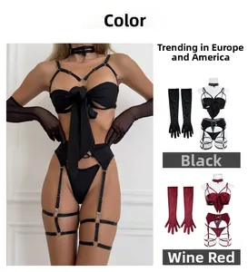 Sexy Dessous-Set mit großem Schleifen-Oberteil, Strapshaltern und Netzhandschuhen