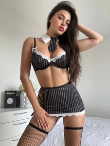 Ensemble lingerie cosplay 3 pièces à rayures avec jupe à lacets et col cravate