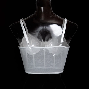 Vue détaillée du dos d'un corset en mesh blanc avec armatures et bretelles fines