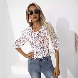 Camicetta floreale da donna con scollo a V, volant e fiocco, stile casual ed elegante