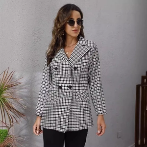 Women's autumn houndstooth blazer with lapel and double-breasted buttons in black and white