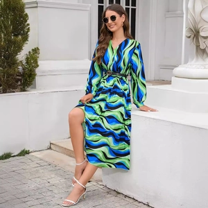 Women's V-neck long sleeve dress with blue wave print and metal buckle belt