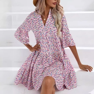 Robe d'été fleurie à col en V pour femme avec manches volantées et jupon à volants