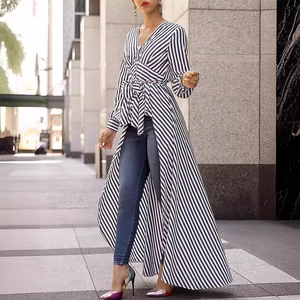 Gestreifte V-Ausschnitt Langarm-Wickelbluse mit Gürteltaille und High-Low-Saum