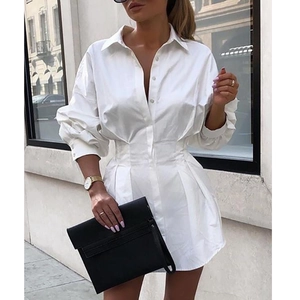 Robe Chemise Blanche Élégante pour Femmes Manches Lanternes Longues Taille Plissée Revers Boutonné Décontracté Coupe Ajustée