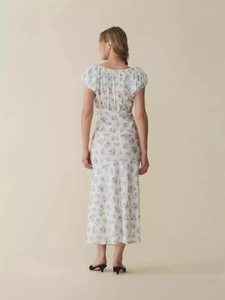 Floral summer midi dress with blue flower print, puff sleeves and pleated back detail