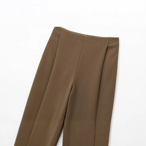 Pantaloni a palloncino da donna marrone scuro a vita alta con eleganti pieghe centrali piatte