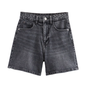 Pantalones cortos vaqueros negros lavados de talle alto para mujer con ajuste holgado