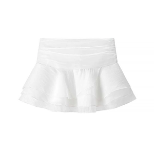 Eleganter weißer mehrlagiger Chiffon-Minirock mit Rüschen und süßem leichtem Design