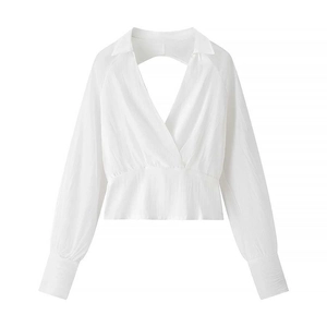 Elegantes weißes Langarm-Crop-Shirt mit tiefem V-Ausschnitt und rückenfreiem Design
