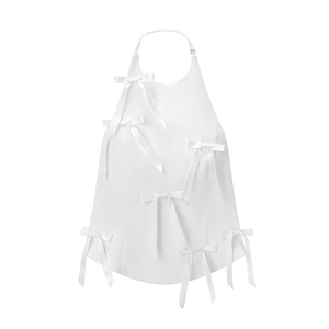 Haut blanc à licou orné de nœuds en satin élégants dans un design décontracté chic