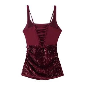 Nauwsluitende bordeauxrode bodycon-jurk met pailletten en verstelbare spaghettibandjes