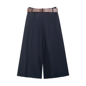 Pantaloni a gamba larga minimalisti da donna in blu scuro con cintura in pelle sintetica