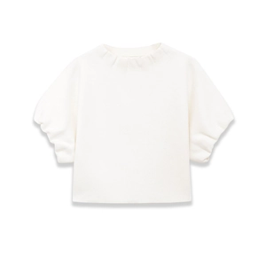 Haut élégant en maille blanche à manches bouffantes et col rond haut pour un style chic