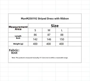 Tabla de tallas para el vestido de punto a rayas con medidas detalladas e info de material
