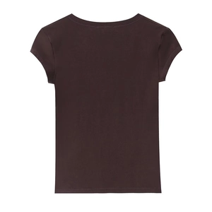 Detail of the back view of a chocolate brown slim fit T-shirt with double-stitched hems