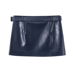 Set minigonna a vita alta in pelle PU blu scuro con cintura coordinata