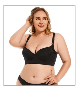 Detail of plus size black full cup bra with wide side wings for smooth support