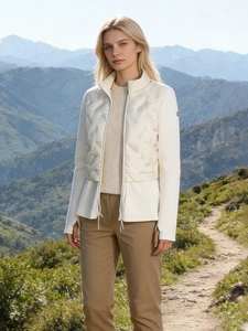 Slim fit cream quilted outdoor sports jacket with thumbhole cuffs for women hiking