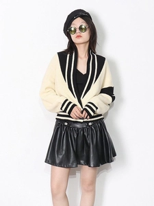 Gilet en Maille Rayé Style Français Col en V Ample Manches Longues Double Boutonnage Veste Pull Courte Femme Streetwear