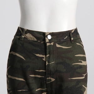 Detailed view of camouflage cargo pants waist with button closure and belt loops