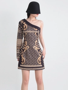 Robe Mini Femme Broderie Baroque Or Épaule Dénudée Manches Longues Künstliche Perles Slim Bodycon Robe de Fête