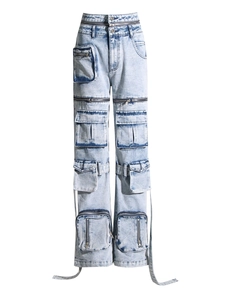Jean cargo délavé à découpes avec structure multi-poches et longues sangles en denim
