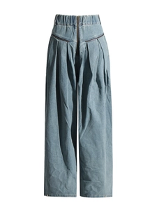 Jean cargo femme à taille haute et jambes larges en bleu clair avec grandes poches
